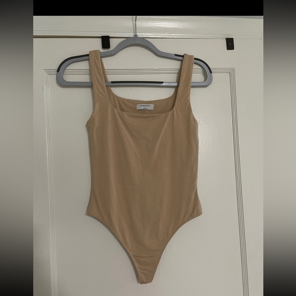 Aritzia Babatan Contour Tank Bodysuit